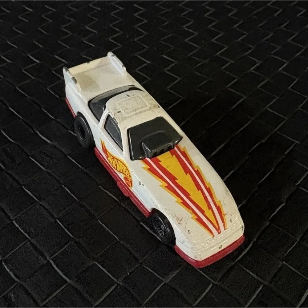 1993 McDonald's Hot Wheels Happy Meal Racing Series Dragster White Loose 1:64